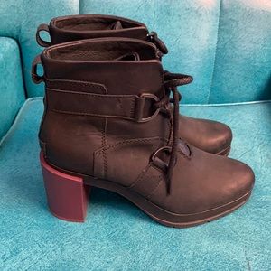 Sorel boots. Size 10